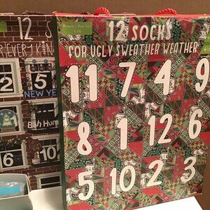 NIB Bundle of 5 gift boxes Women's 12 pack Christmas socks size 4-10